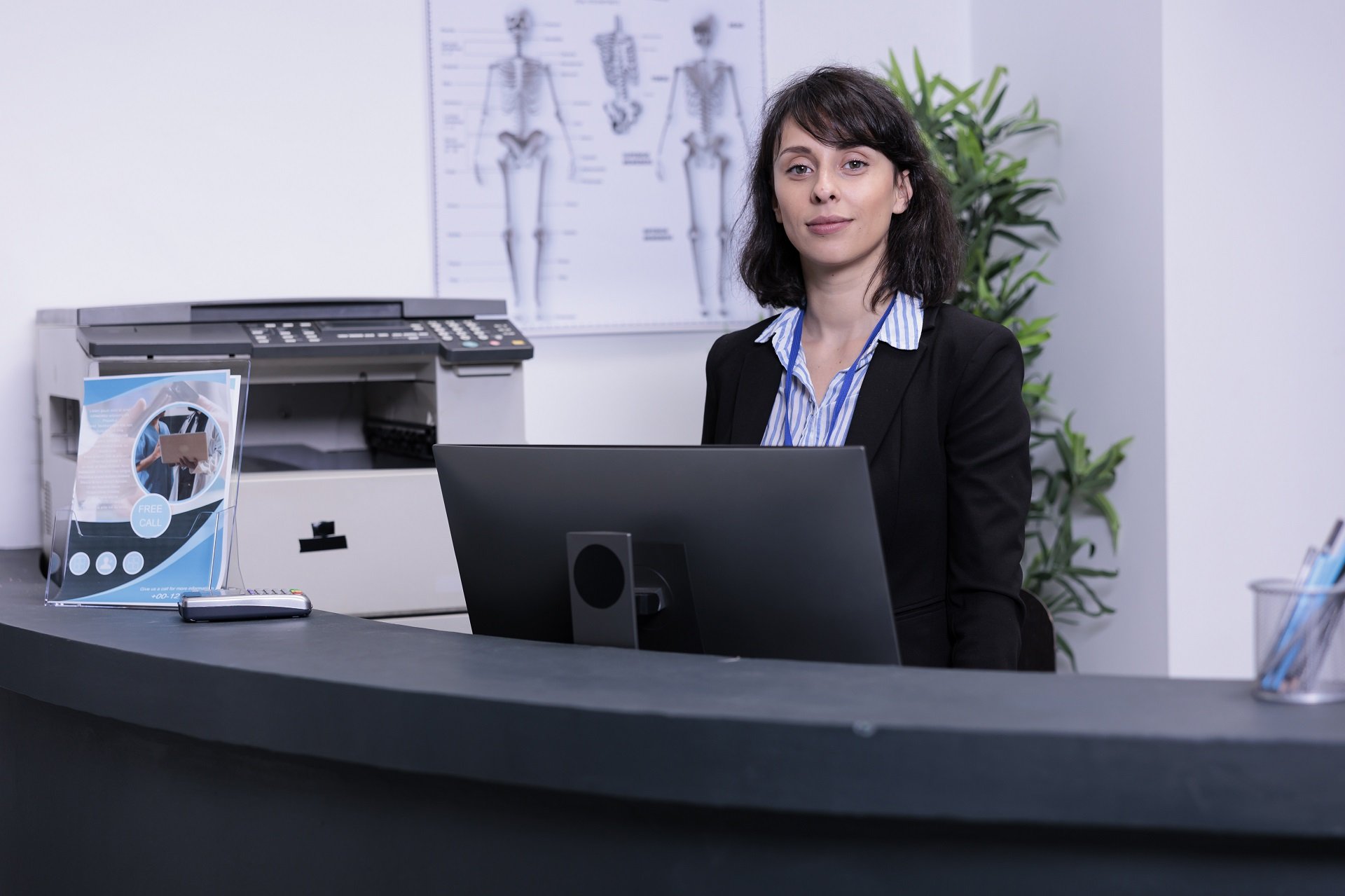 Physical therapy receptionist in the front desk